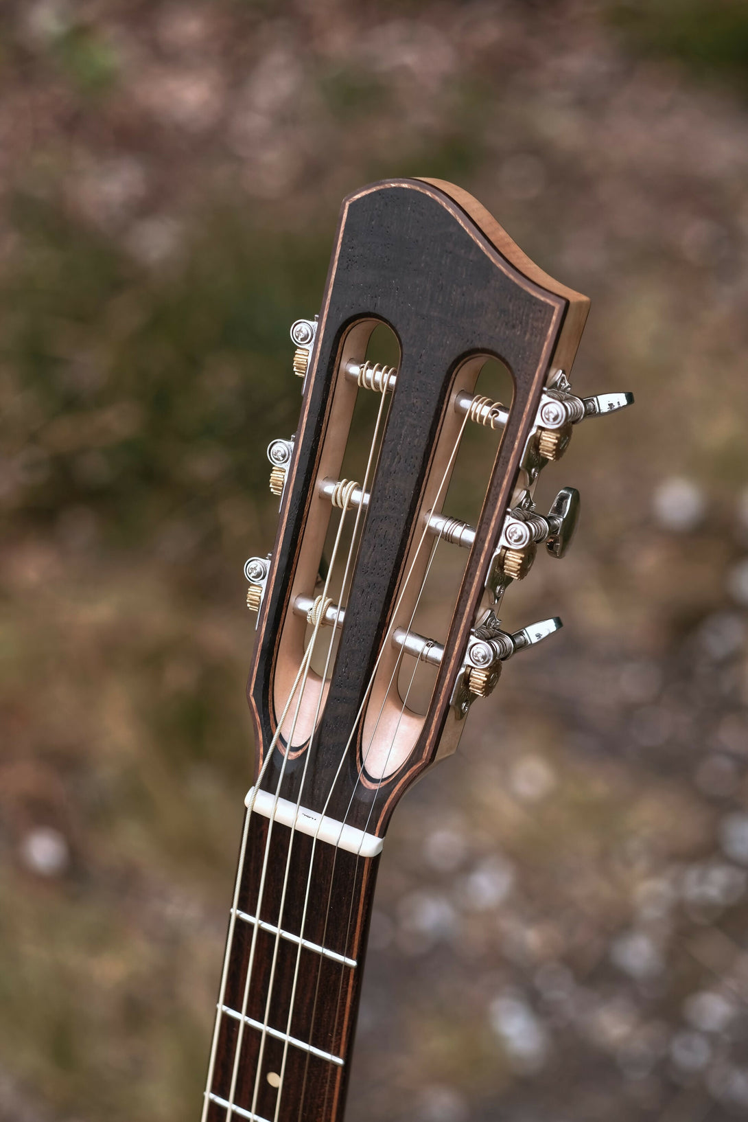 26 Headstock